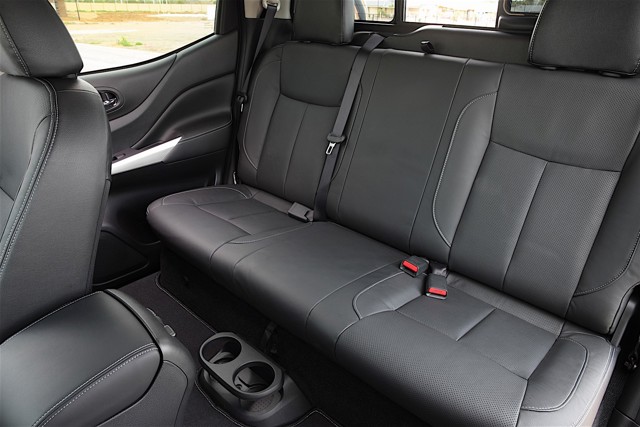 Nissan Navara / Frontier Double Cab Foto 103