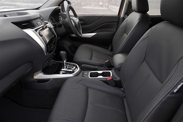 Nissan Navara / Frontier Double Cab Foto 105