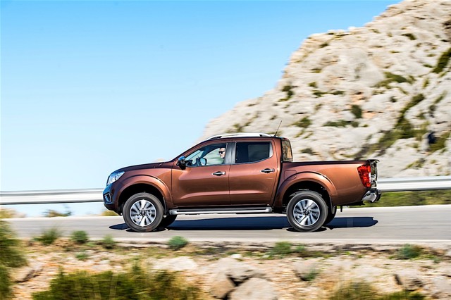 Nissan Navara / Frontier Double Cab Foto 7