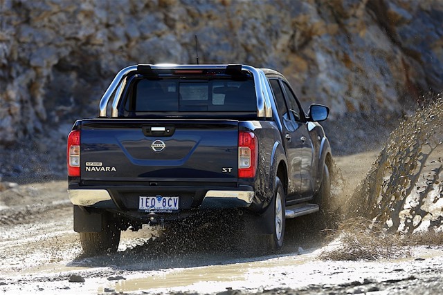 Nissan Navara / Frontier Double Cab Foto 8