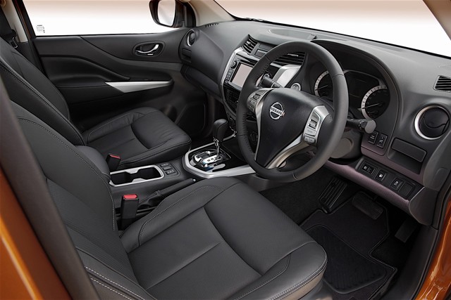 Nissan Navara / Frontier Double Cab Foto 89