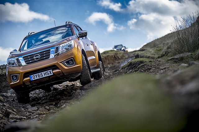 Nissan Navara / Frontier Double Cab Foto 22