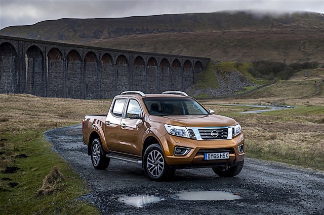 Nissan Navara / Frontier Double Cab Foto 28