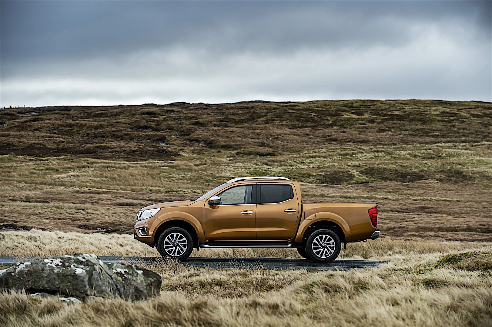 Nissan Navara / Frontier Double Cab photo 30