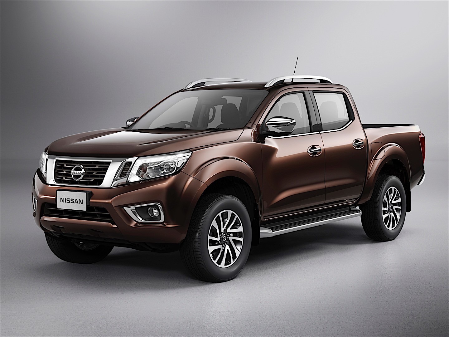 Nissan Navara / Frontier Double Cab photo 31