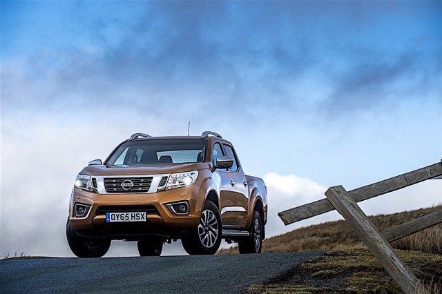 Nissan Navara / Frontier Double Cab Foto 34