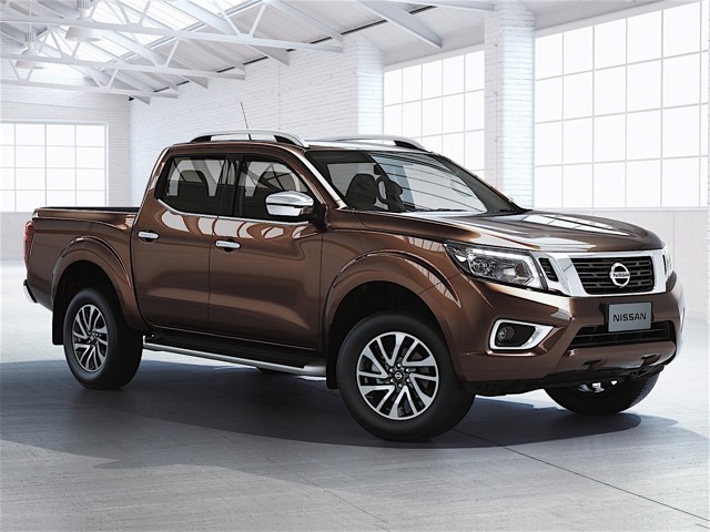 Nissan Navara / Frontier Double Cab Foto 38