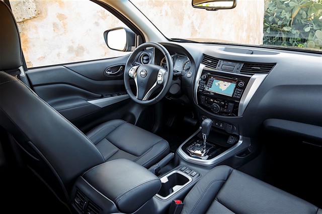 Nissan Navara / Frontier Double Cab Foto 92