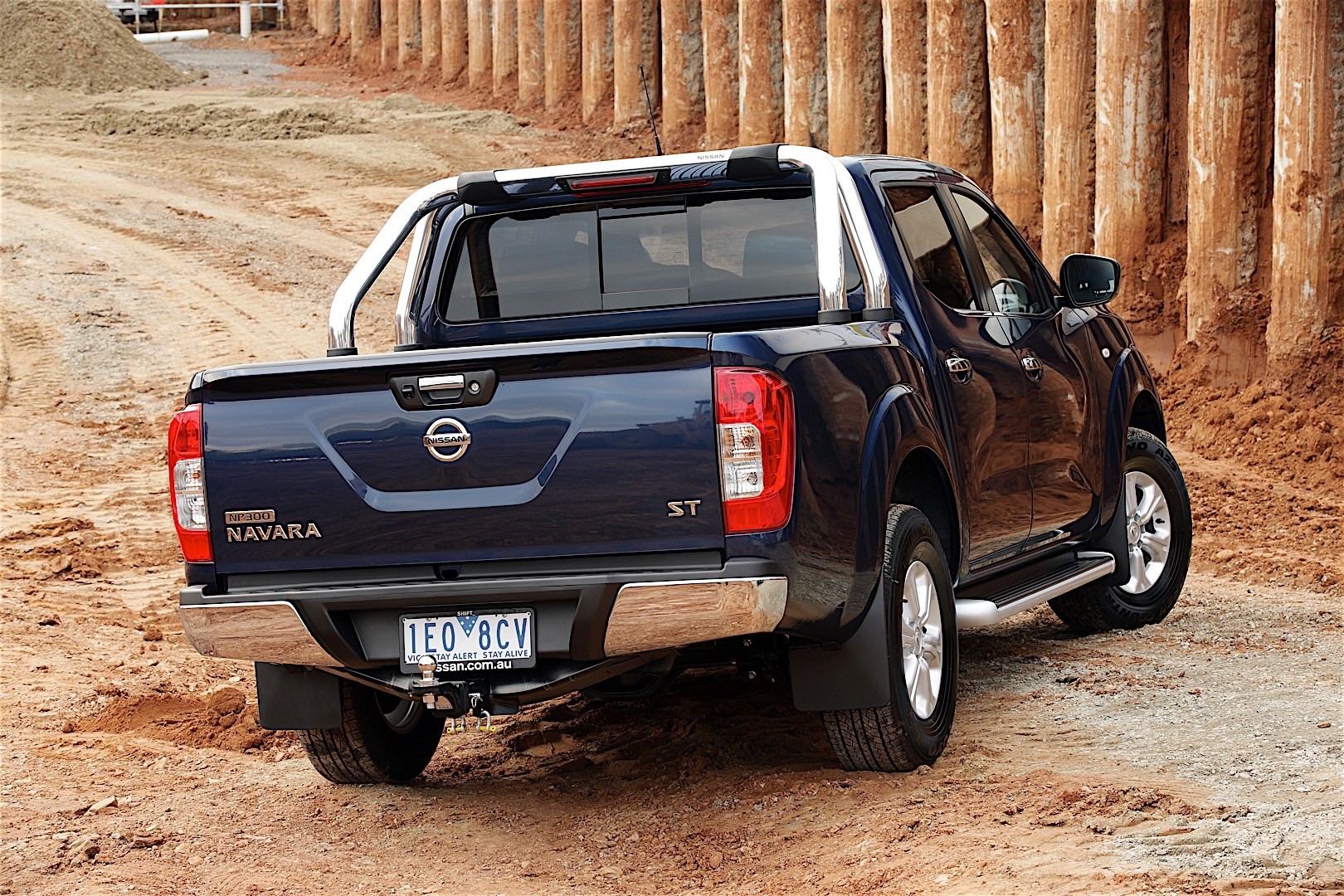 Nissan Navara / Frontier Double Cab photo 68