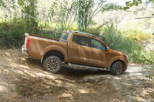 Nissan Navara / Frontier Double Cab Foto 70