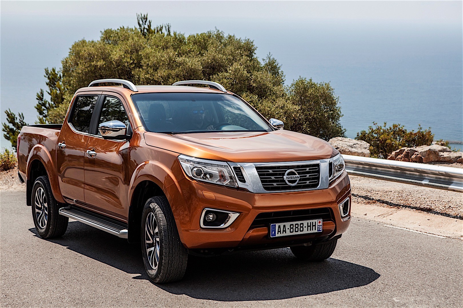 Nissan Navara / Frontier Double Cab photo 72