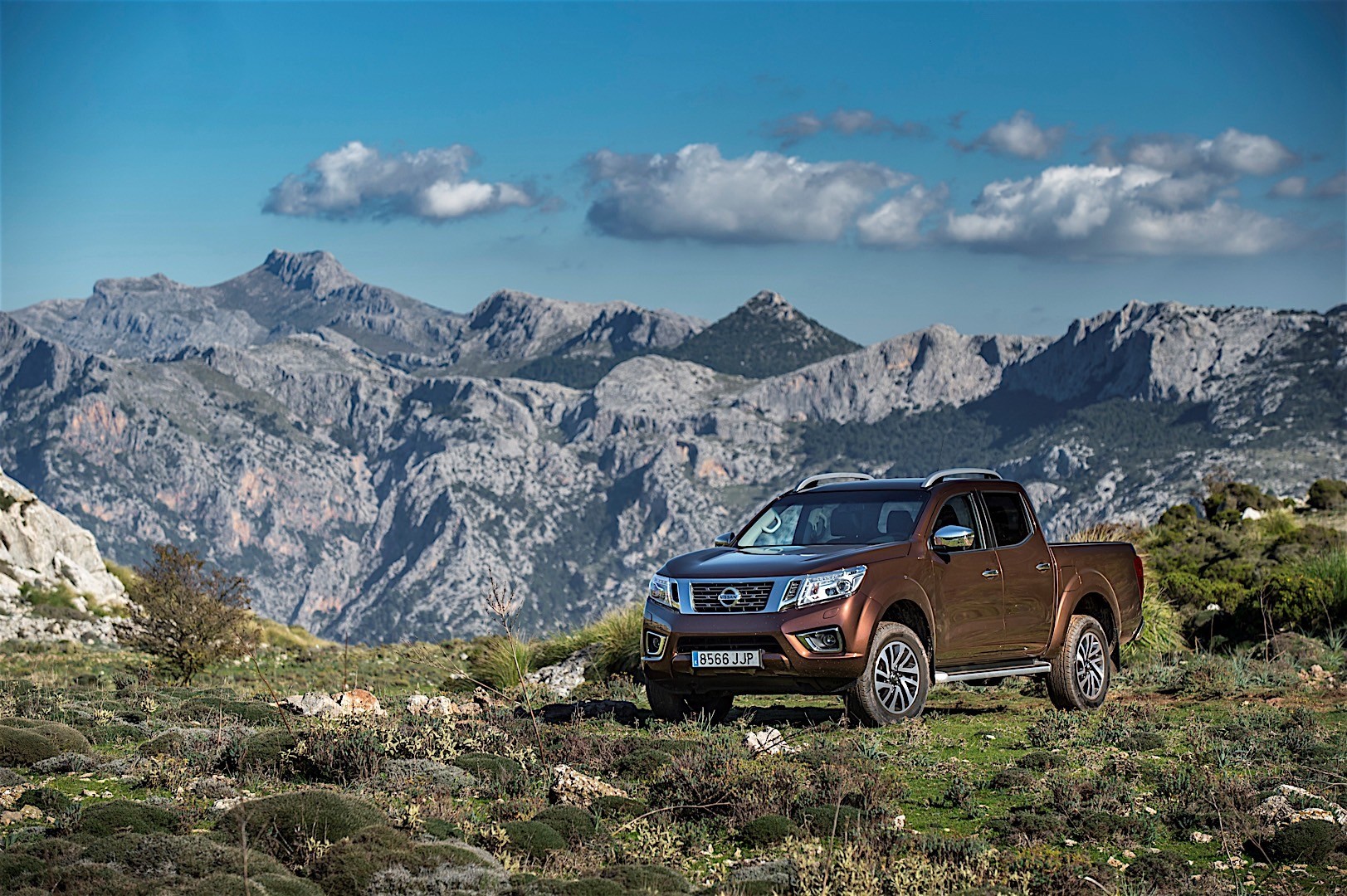 Nissan Navara / Frontier Double Cab photo 74