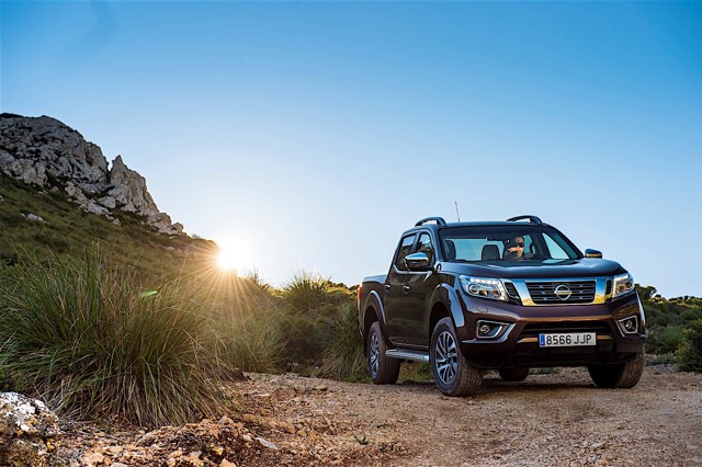 Nissan Navara / Frontier Double Cab Foto 75