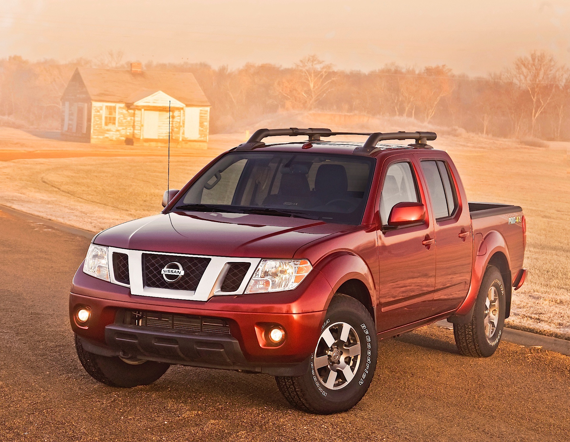 Nissan Navara / Frontier King Cab photo 11
