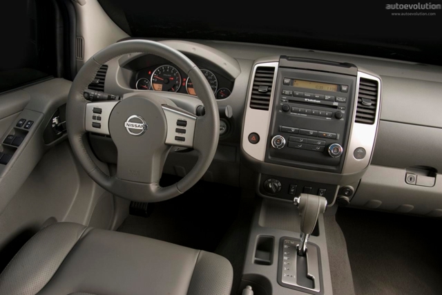 Nissan Navara / Frontier King Cab foto 16