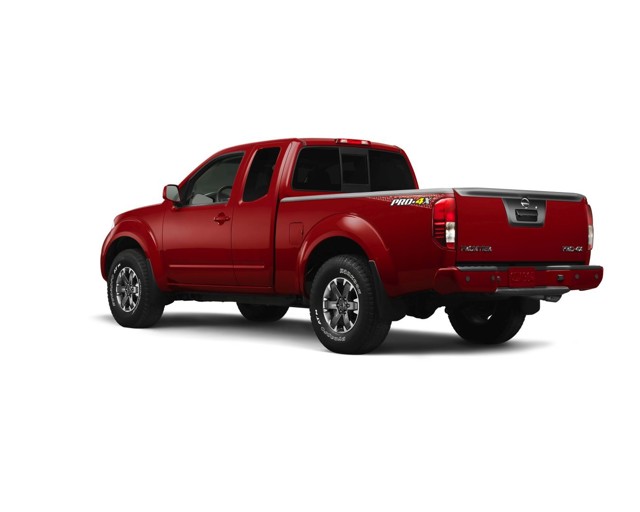 Nissan Navara / Frontier King Cab photo 2