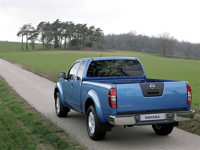 Nissan Navara / Frontier King Cab photo 17