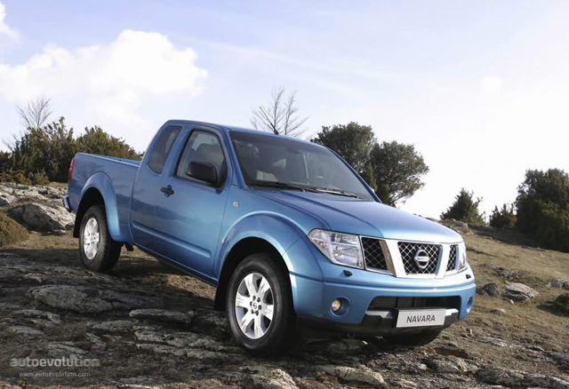 Nissan Navara / Frontier King Cab photo 8