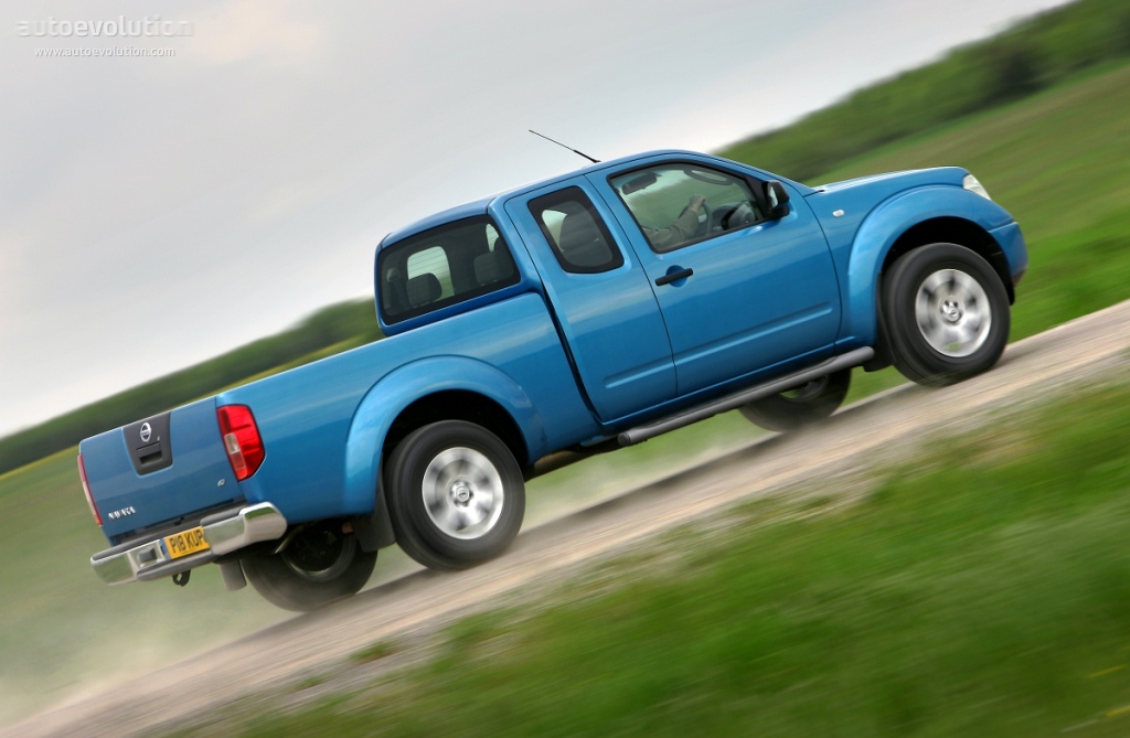 Nissan Navara / Frontier King Cab photo 3