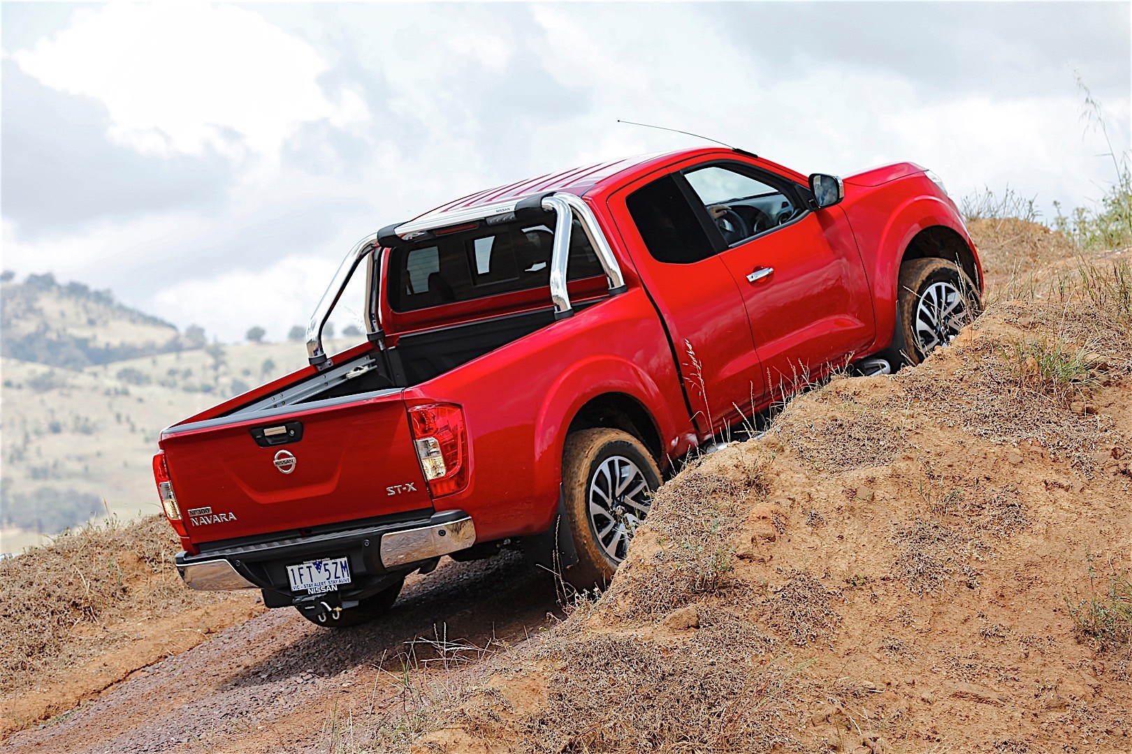 Nissan Navara / Frontier King Cab photo 2