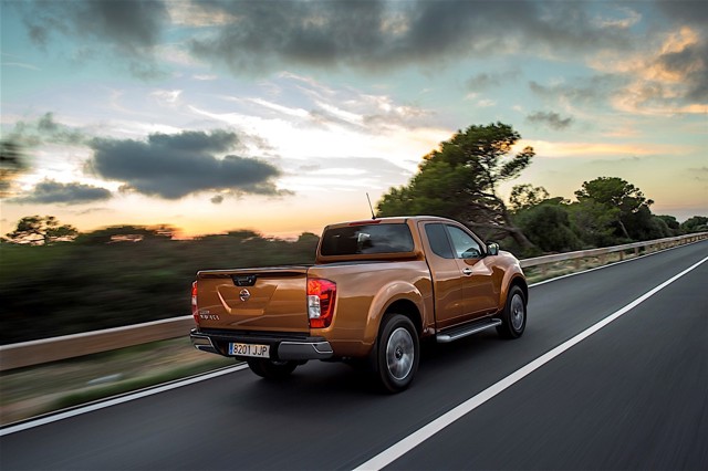 Nissan Navara / Frontier King Cab foto 3