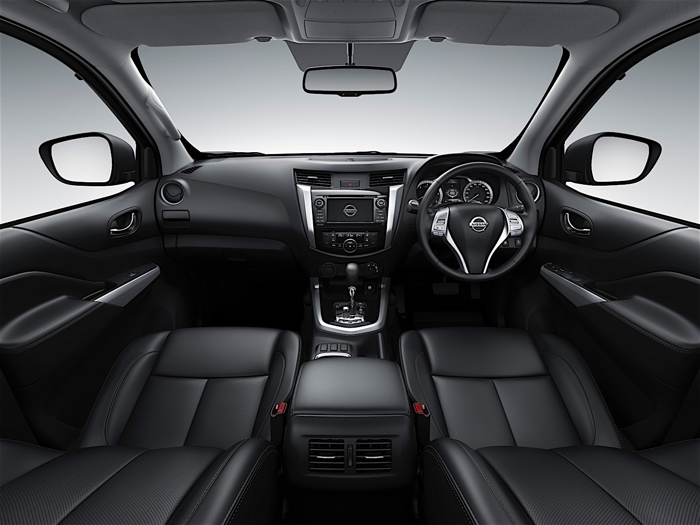 Nissan Navara / Frontier King Cab photo 58