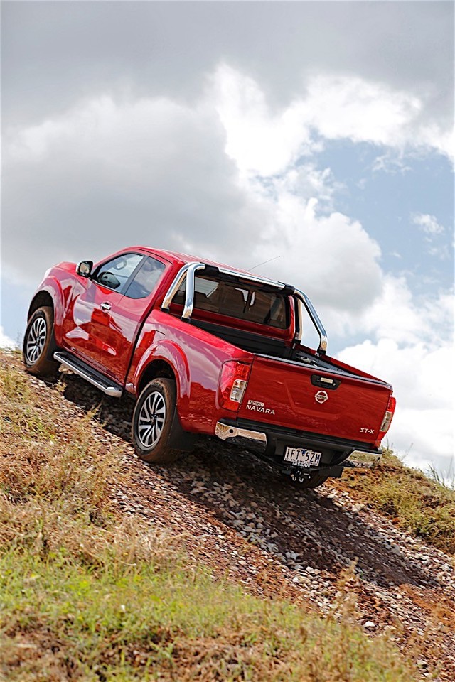 Nissan Navara / Frontier King Cab foto 9
