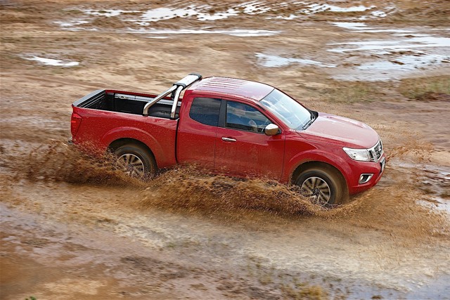 Nissan Navara / Frontier King Cab foto 16