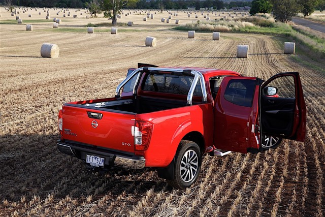 Nissan Navara / Frontier King Cab foto 17