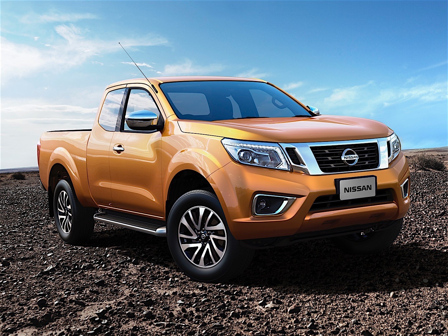 Nissan Navara / Frontier King Cab photo 18
