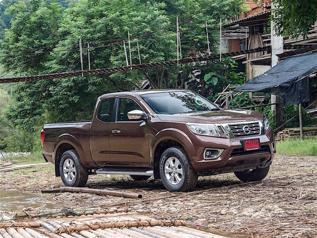 Nissan Navara / Frontier King Cab foto 19