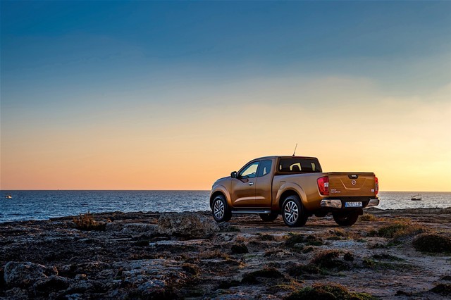 Nissan Navara / Frontier King Cab foto 25