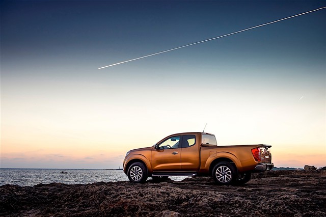 Nissan Navara / Frontier King Cab foto 26