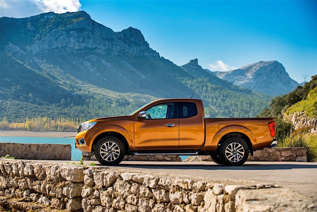 Nissan Navara / Frontier King Cab foto 36