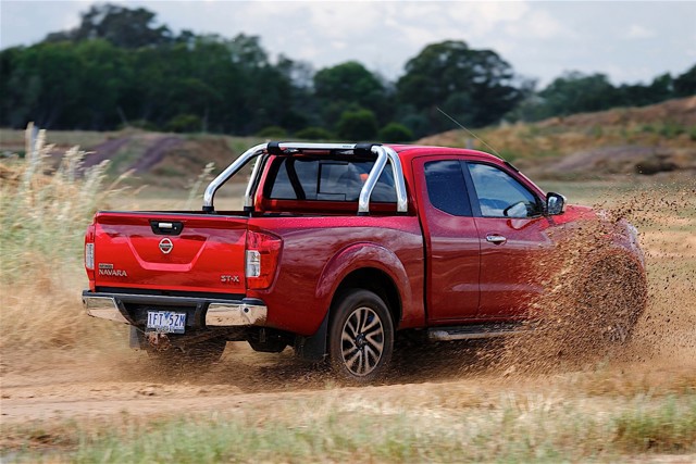 Nissan Navara / Frontier King Cab foto 54
