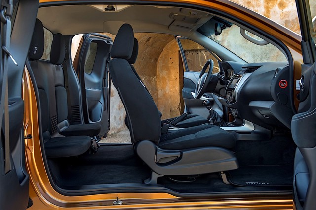 Nissan Navara / Frontier King Cab foto 63