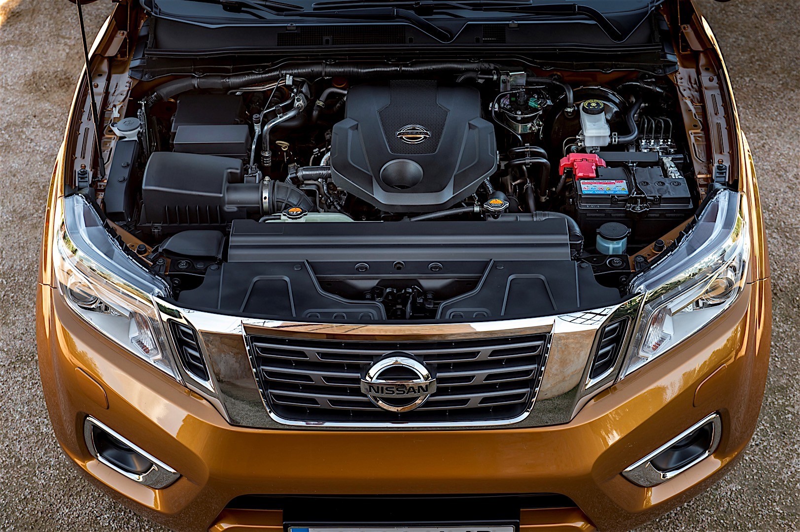 Nissan Navara / Frontier King Cab photo 64