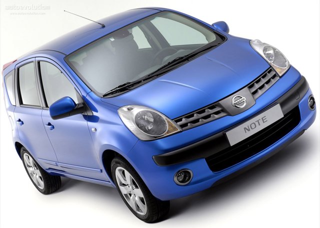 Nissan Note photo 2