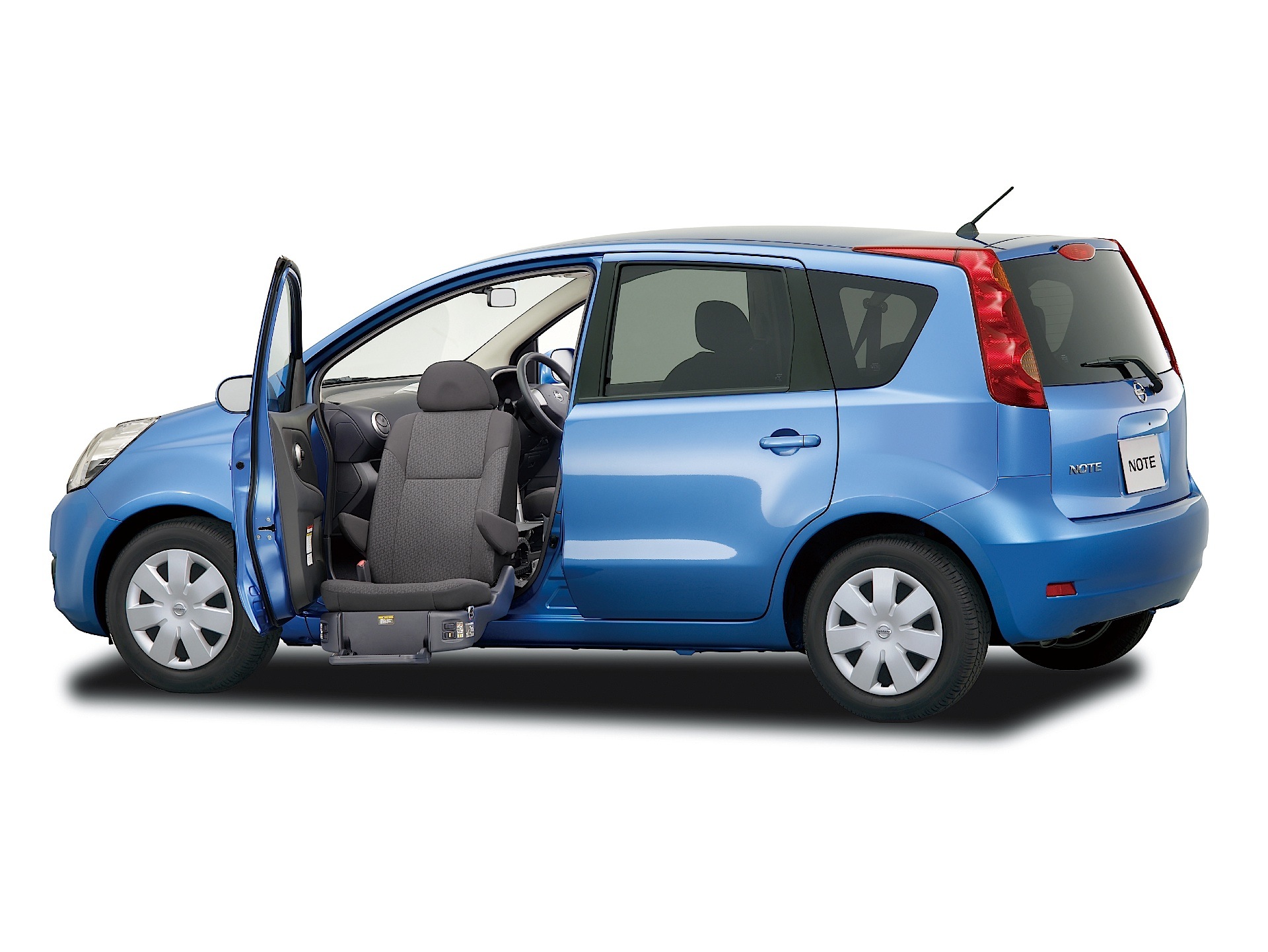 Nissan Note photo 15