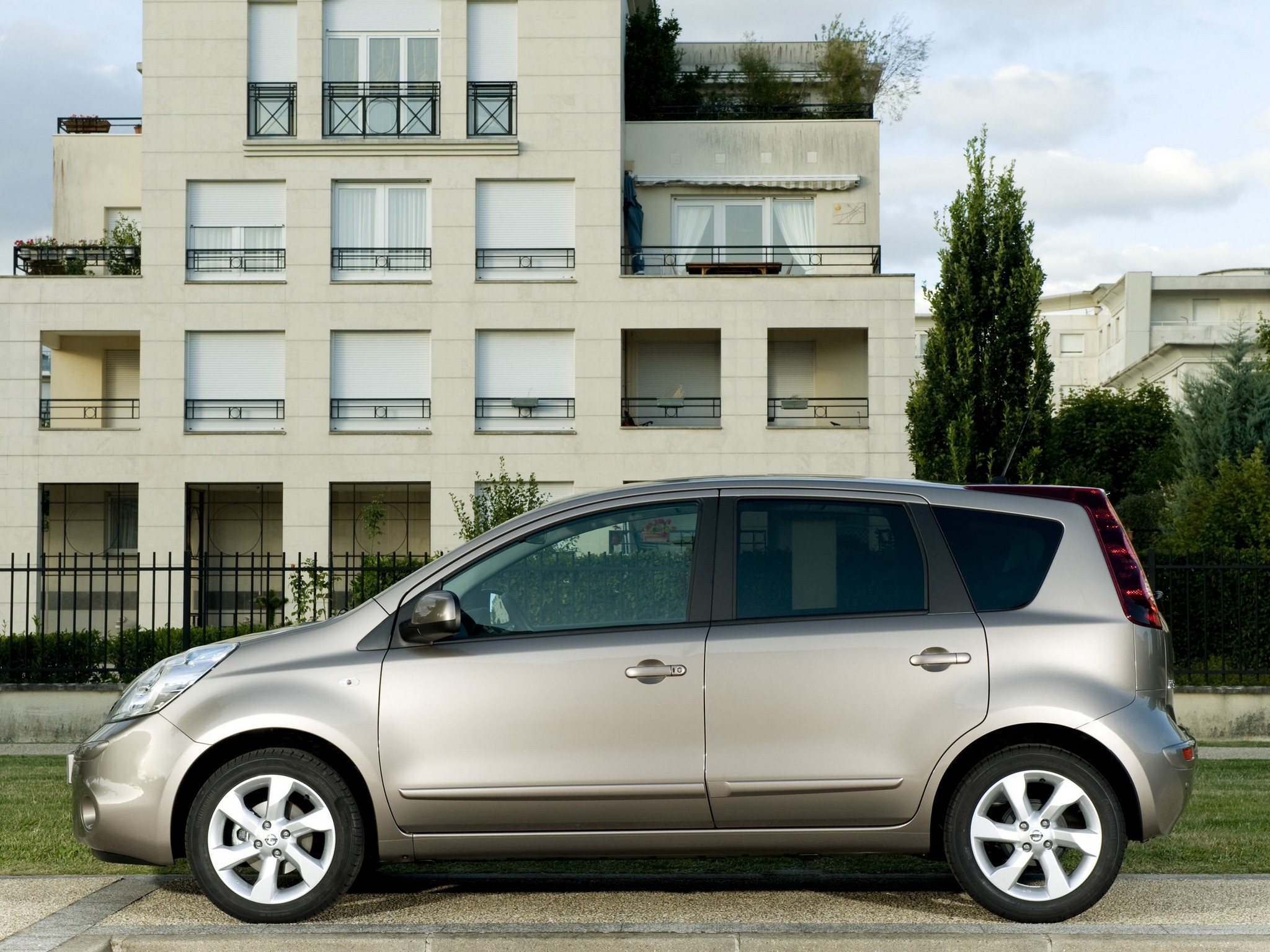 Nissan Note photo 44