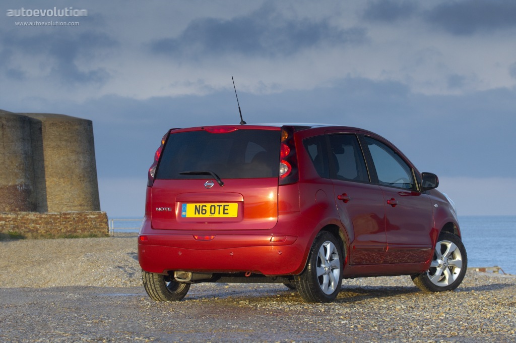 Nissan Note photo 4
