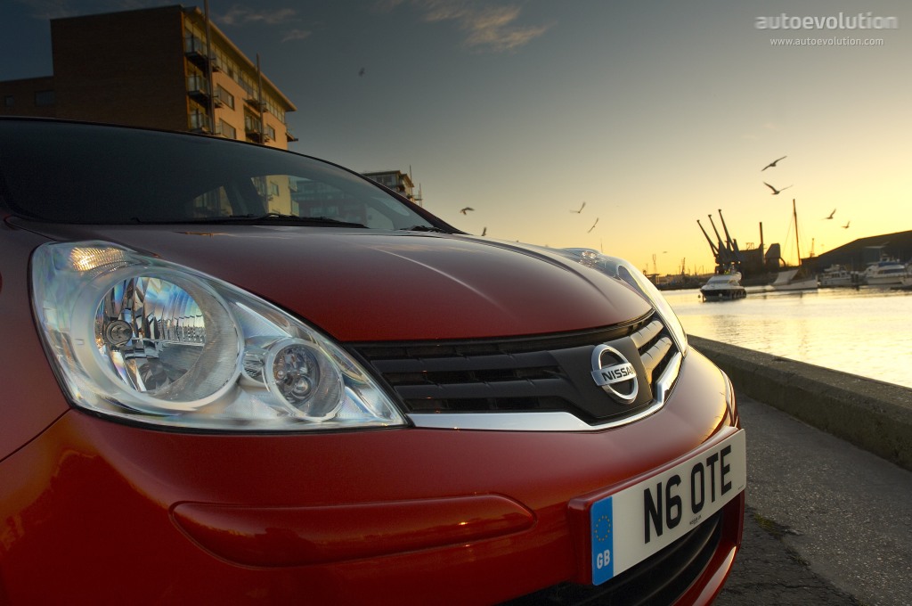 Nissan Note photo 9