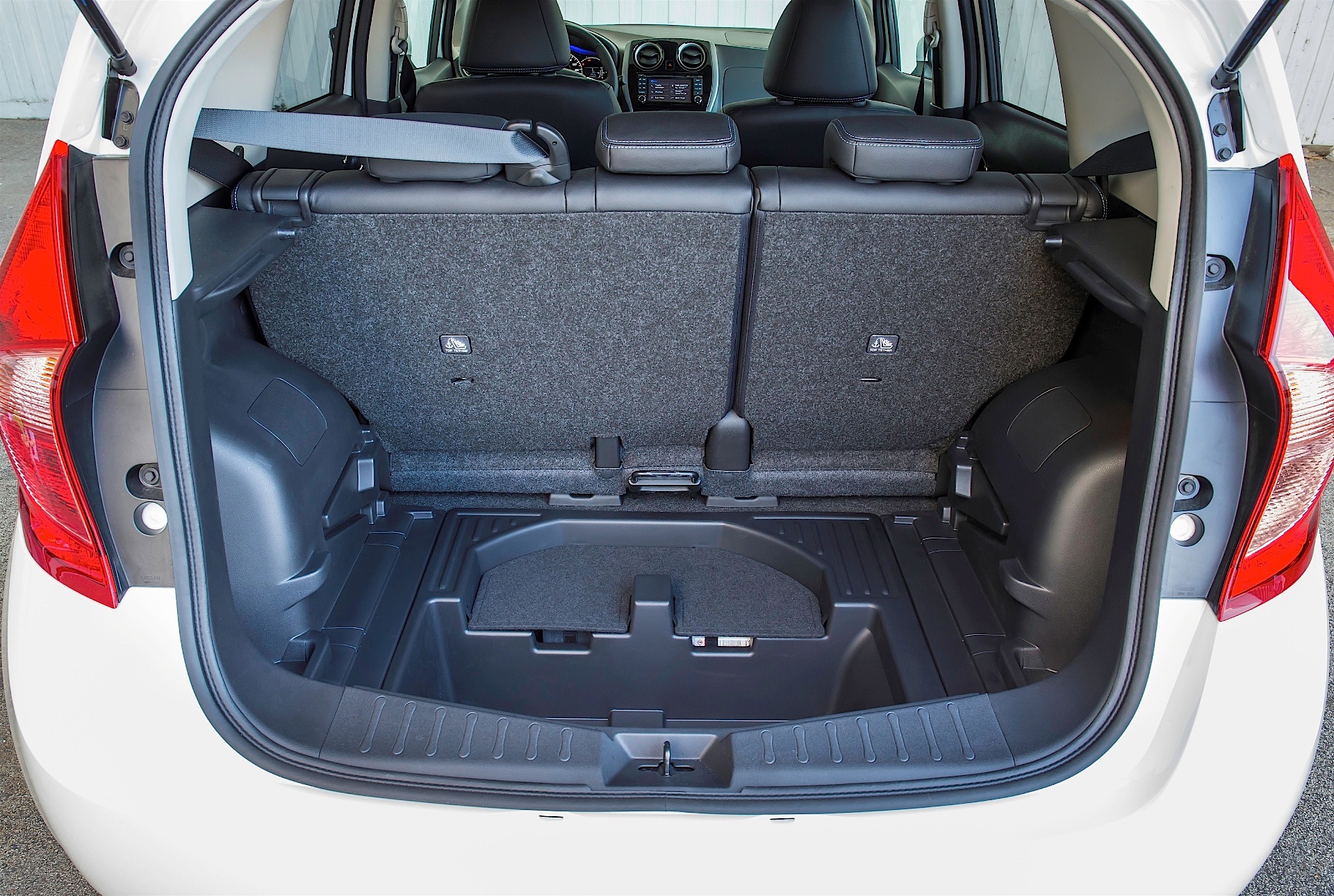 Nissan Note photo 105