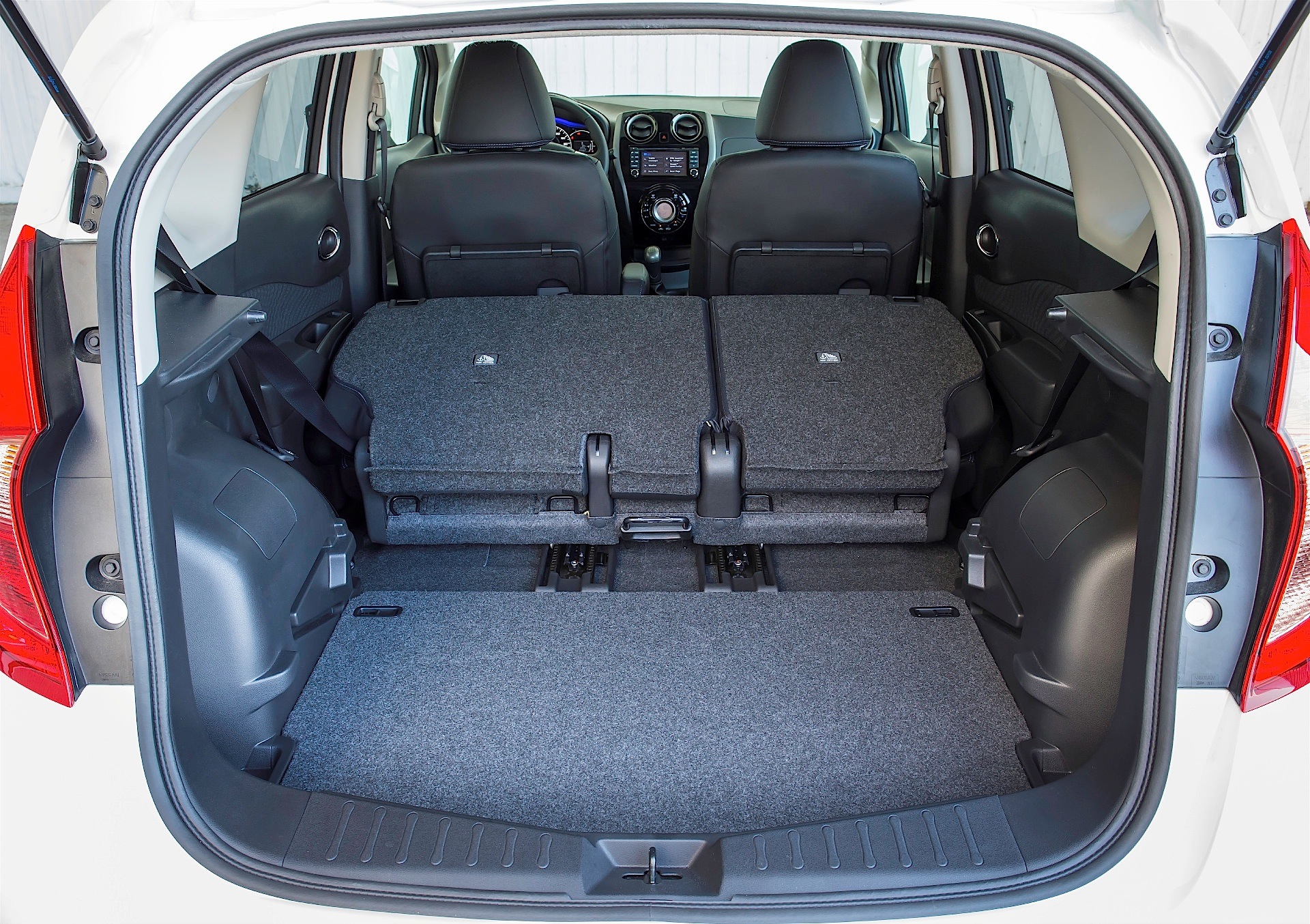 Nissan Note photo 108