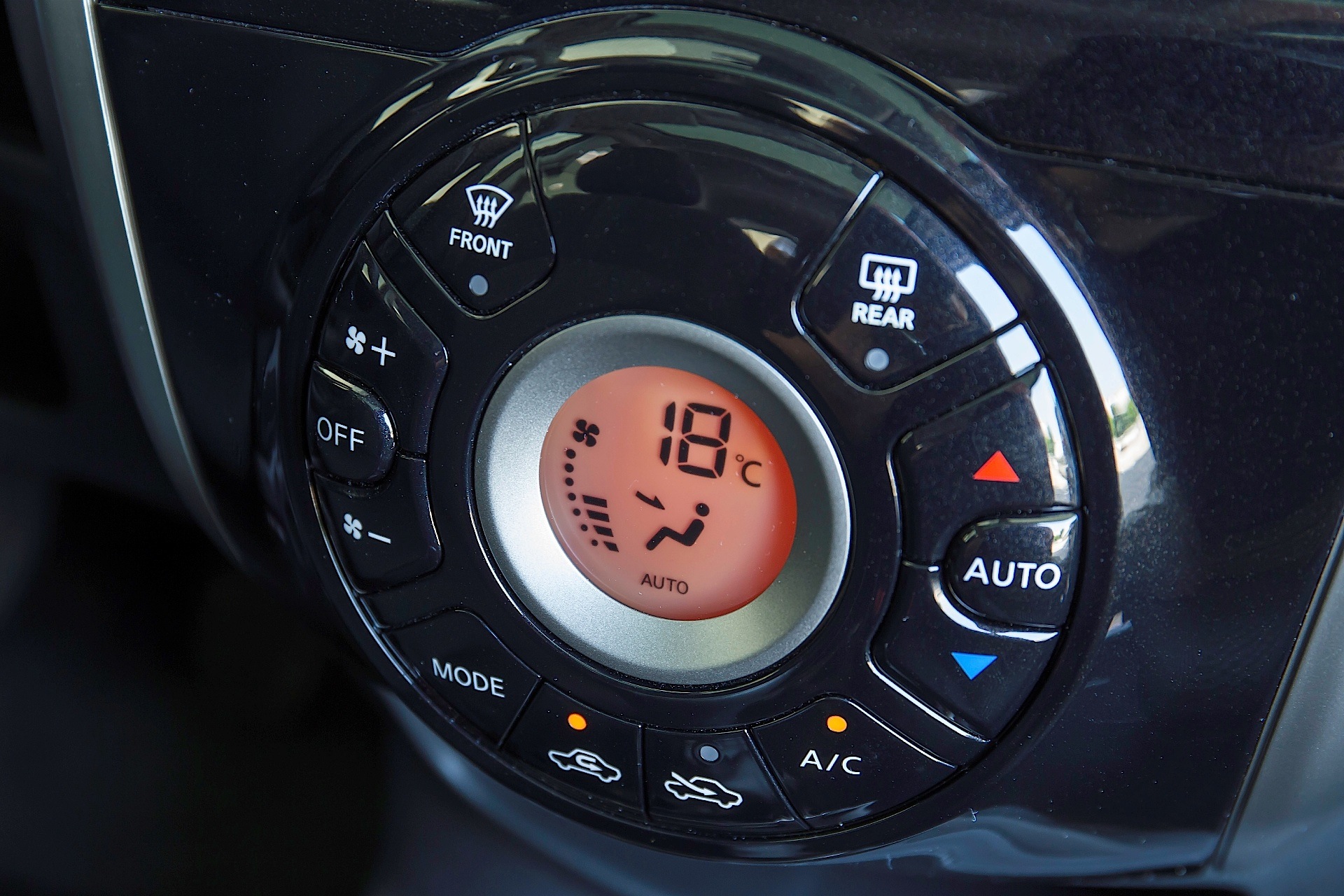 Nissan Note photo 112