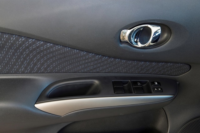 Nissan Note photo 113