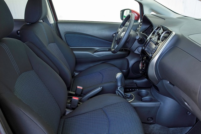 Nissan Note photo 125