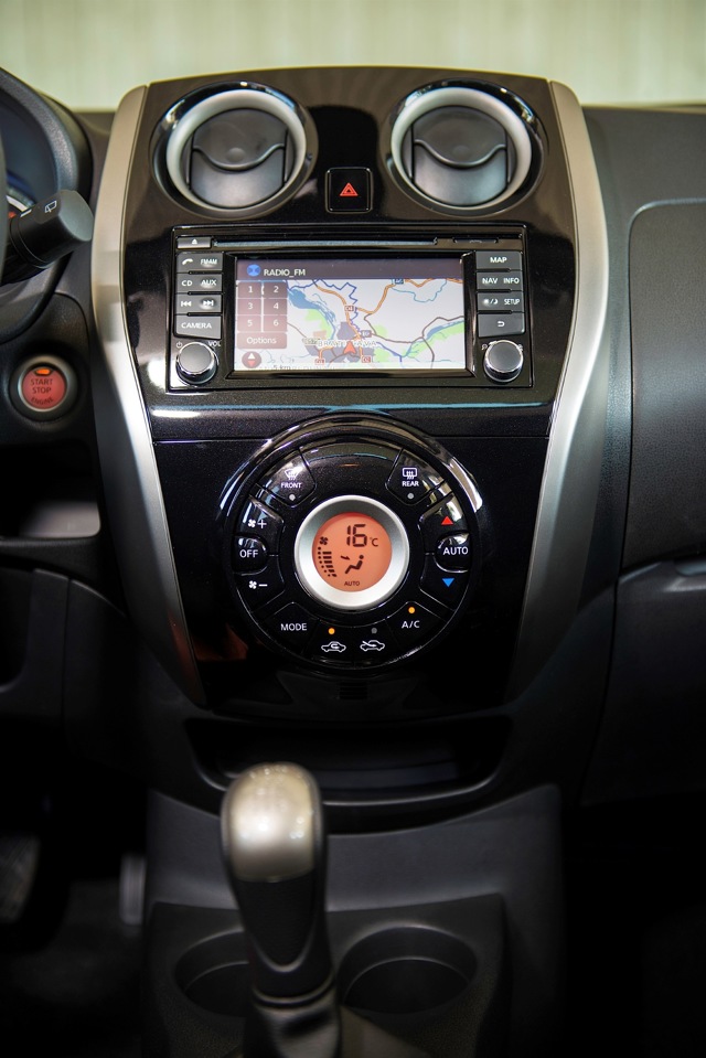 Nissan Note photo 132