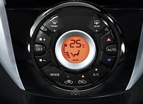 Nissan Note photo 74