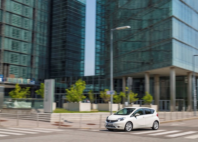 Nissan Note photo 29